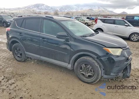 2016 Toyota Rav4 Le z USA, uszkodzony, nr VIN 2T3ZFREV4GW265296